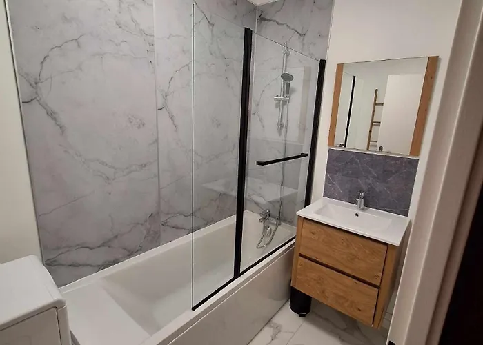 Apartment Le Cocon Des Bluetwins Caen